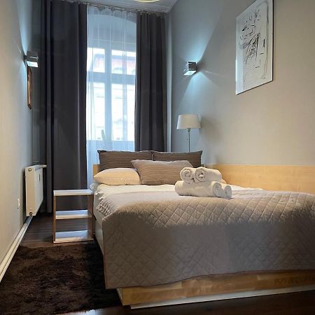 Apartament Ratuszowy Еленя-Гура Экстерьер фото